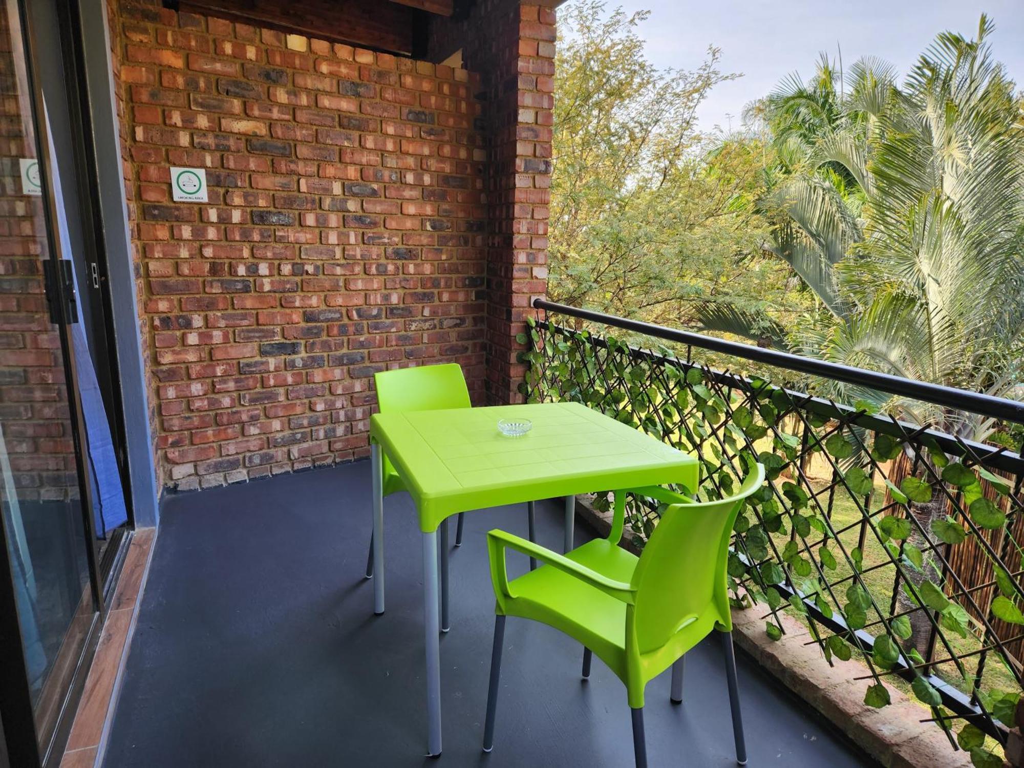 Suikerbosrant Sleep And Go Bed & Breakfast Pretoria-Noord Dış mekan fotoğraf