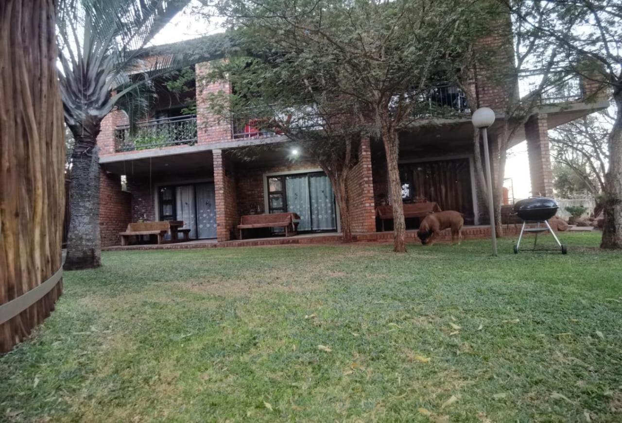 Suikerbosrant Sleep And Go Bed & Breakfast Pretoria-Noord Dış mekan fotoğraf