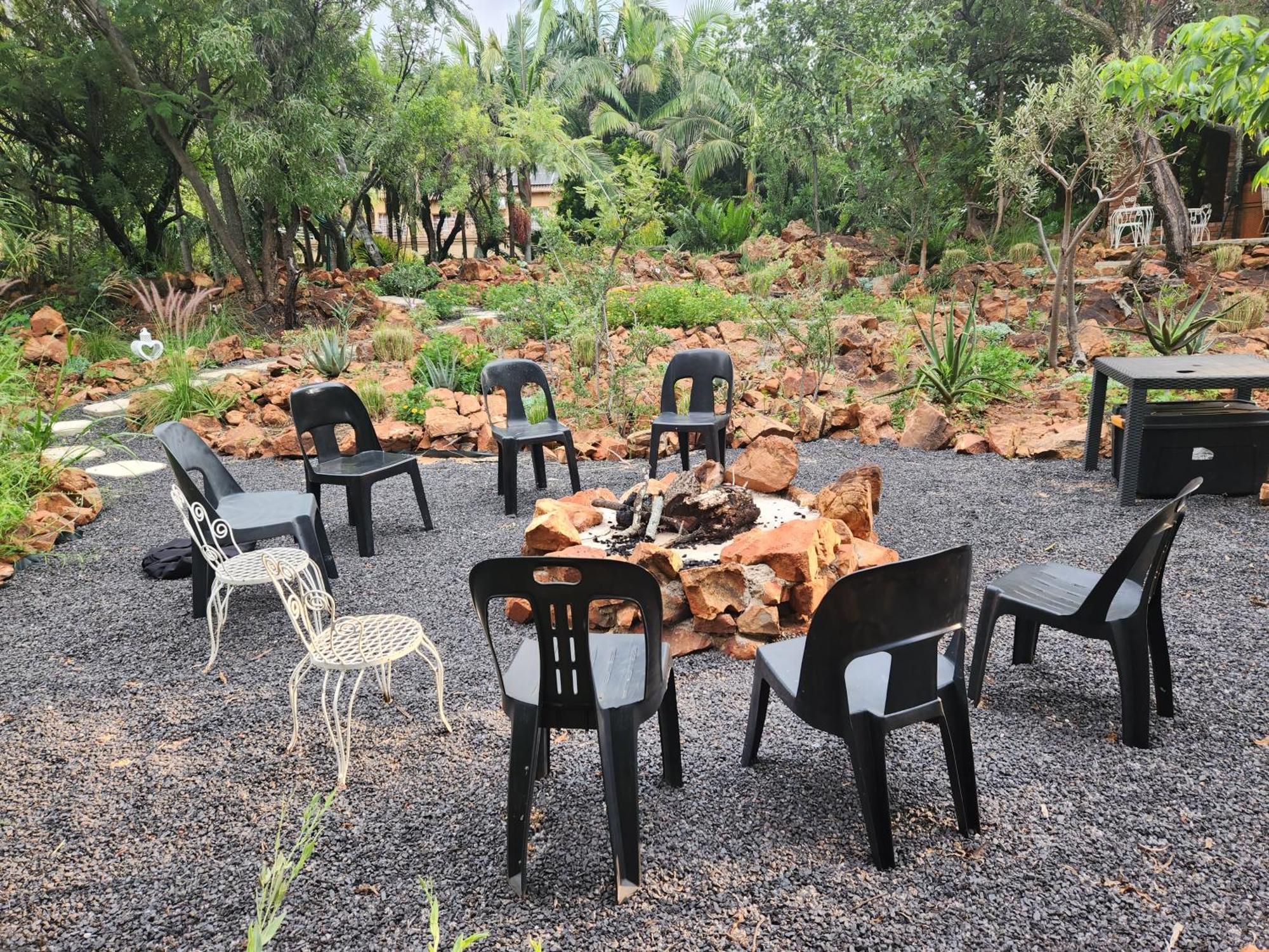 Suikerbosrant Sleep And Go Bed & Breakfast Pretoria-Noord Dış mekan fotoğraf